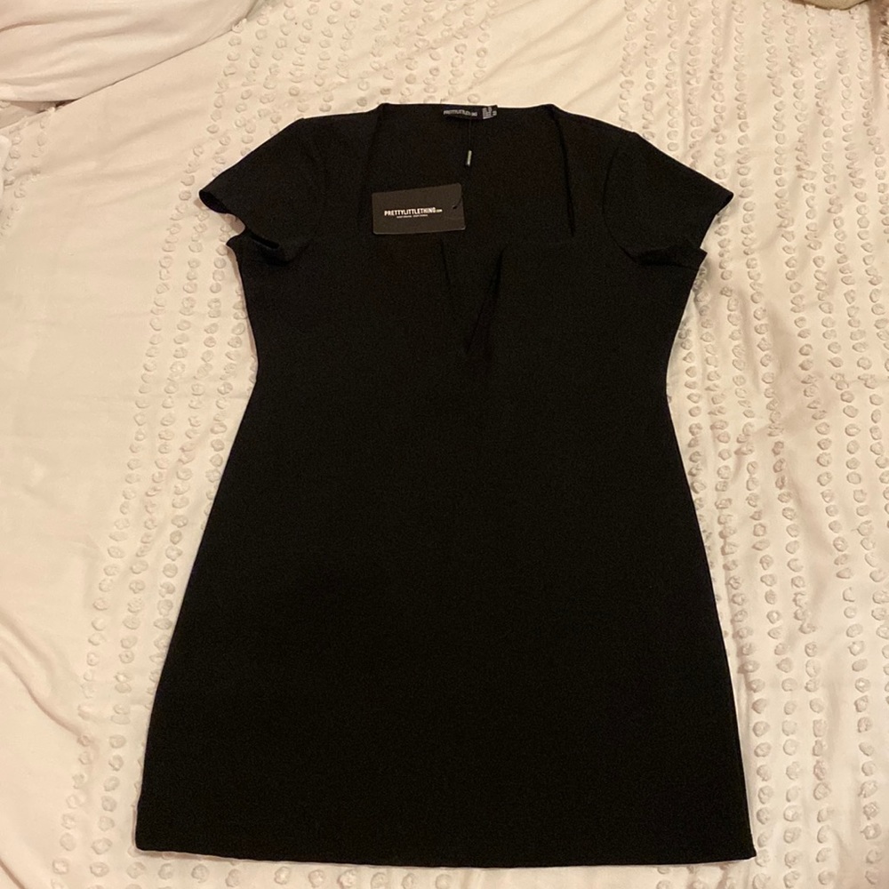 Pretty little thing v-plunge bodycon dress